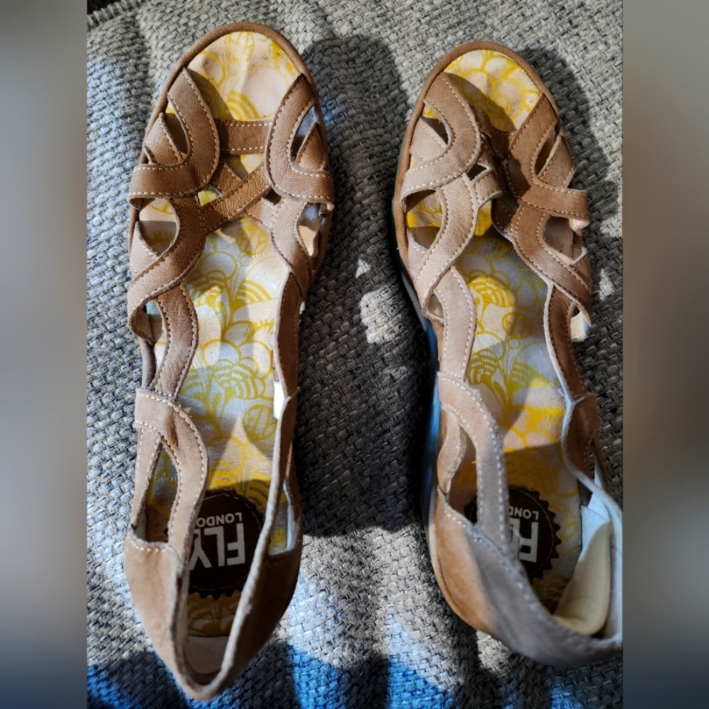 Fly London size 10 Brown wedge sandal closed heel GUC